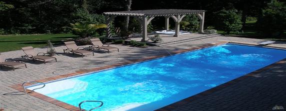 San Juan fiberglass pool